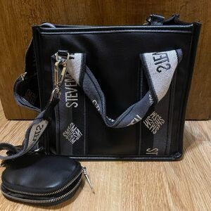 Steve Madden BWEBBER Small Pebbled Crossbody, Black